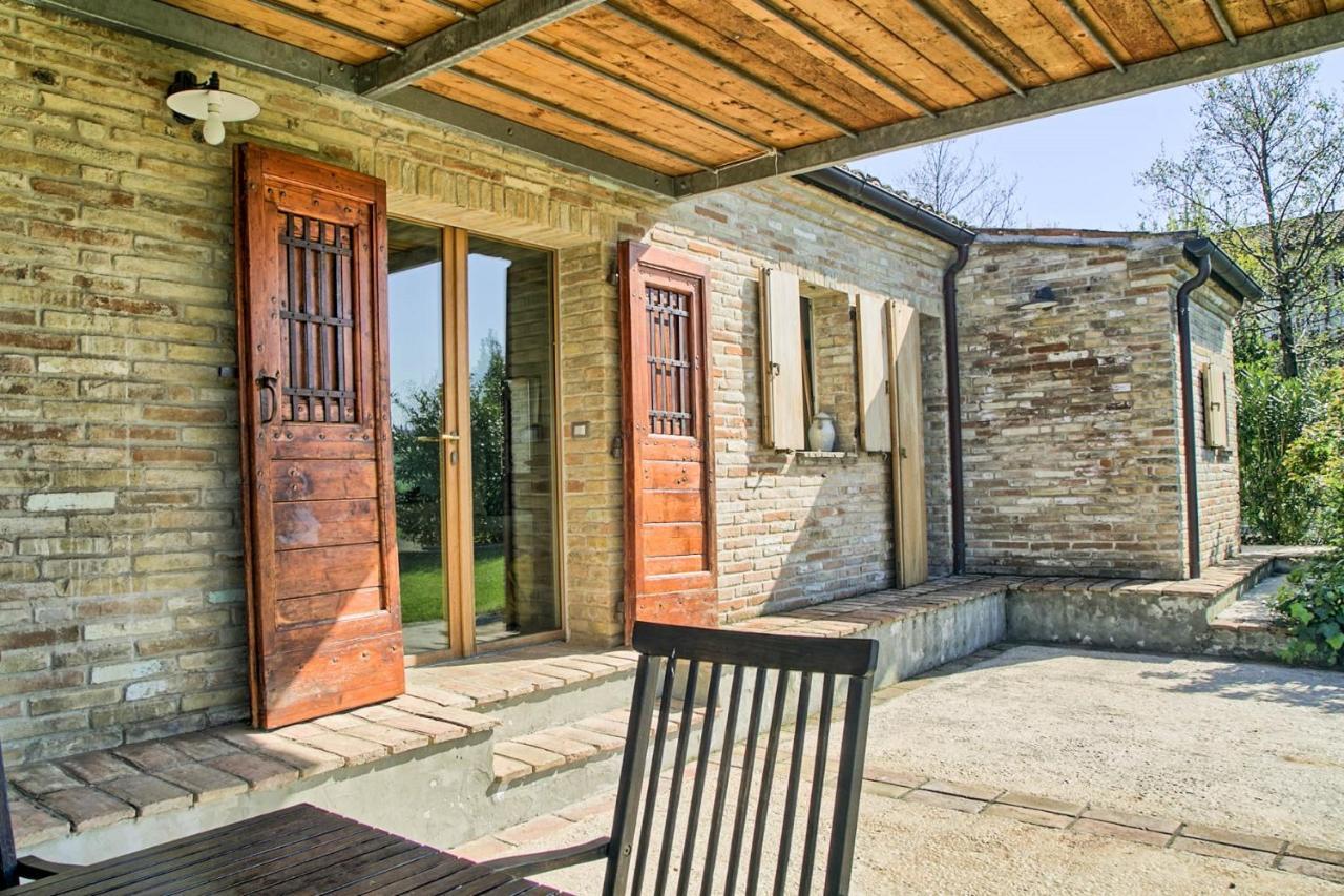 Casali Marchigiani - Ville Vacanza Private Con Piscina Ostra Exteriör bild