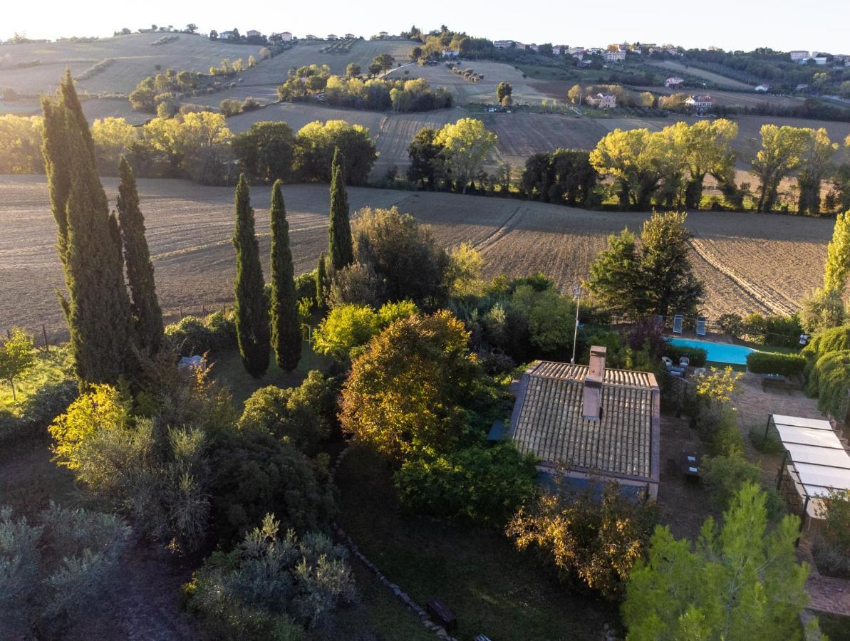 Casali Marchigiani - Ville Vacanza Private Con Piscina Ostra Exteriör bild