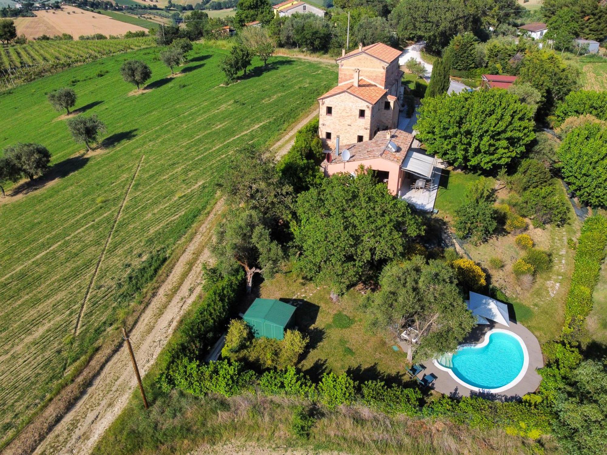 Casali Marchigiani - Ville Vacanza Private Con Piscina Ostra Exteriör bild